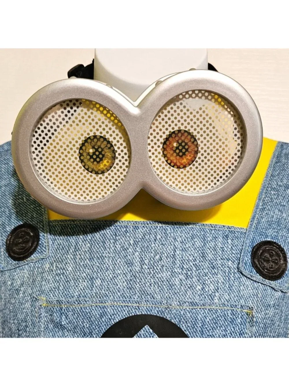 Minions Bob Costume Kids 7-8 Fart N Fire Super-Size Blaster Gun El Macho Cape